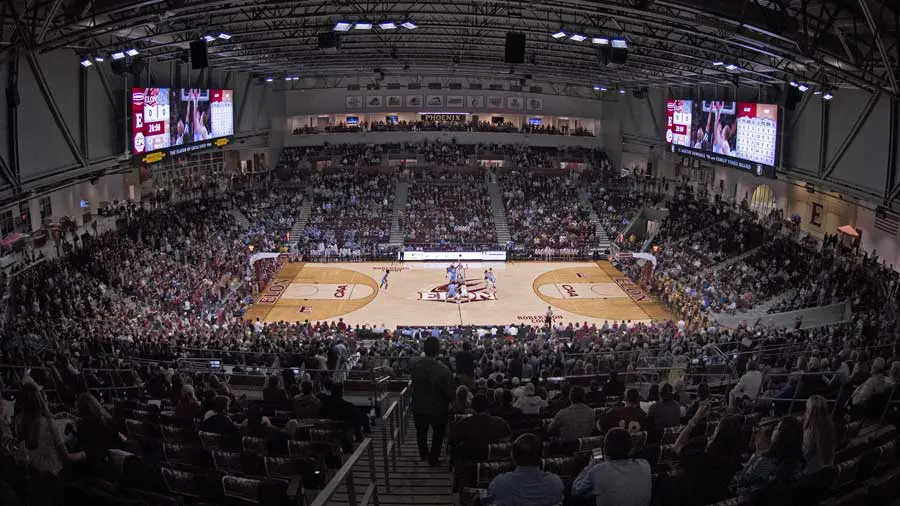 Full basketball arena